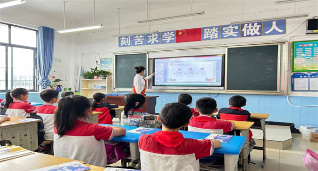 征信宣传进校园 农发行在行动