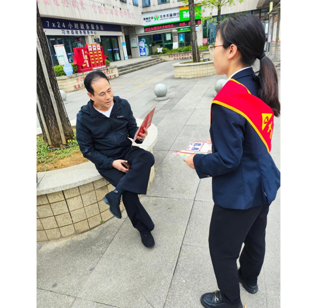 农发行贵州分行习水县支行开展防灾减灾宣传周宣传活动