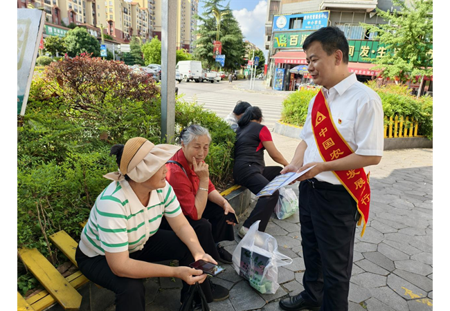 农发行贵州分行湄潭县支行开展“6·14信用记录关爱日”主题宣传活动